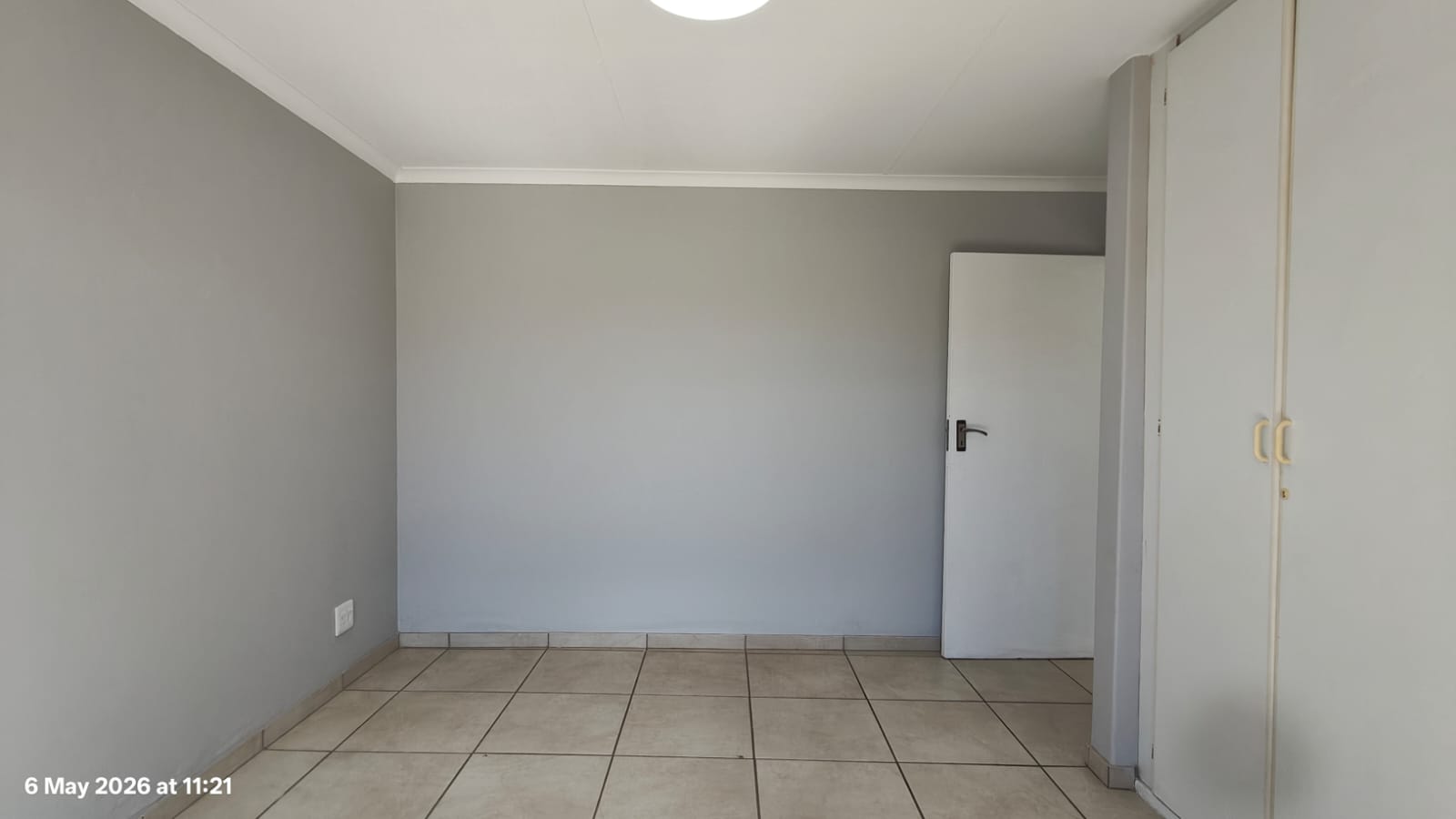 Bachelor unit in Florida South